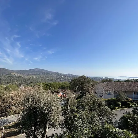 2135 3 Pieces Vue Dans Domaine Avec Piscines * Grimaud